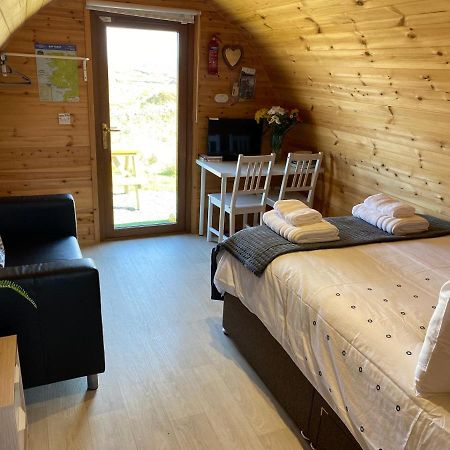 Отель Earls View Maxi Pod Carna Экстерьер фото